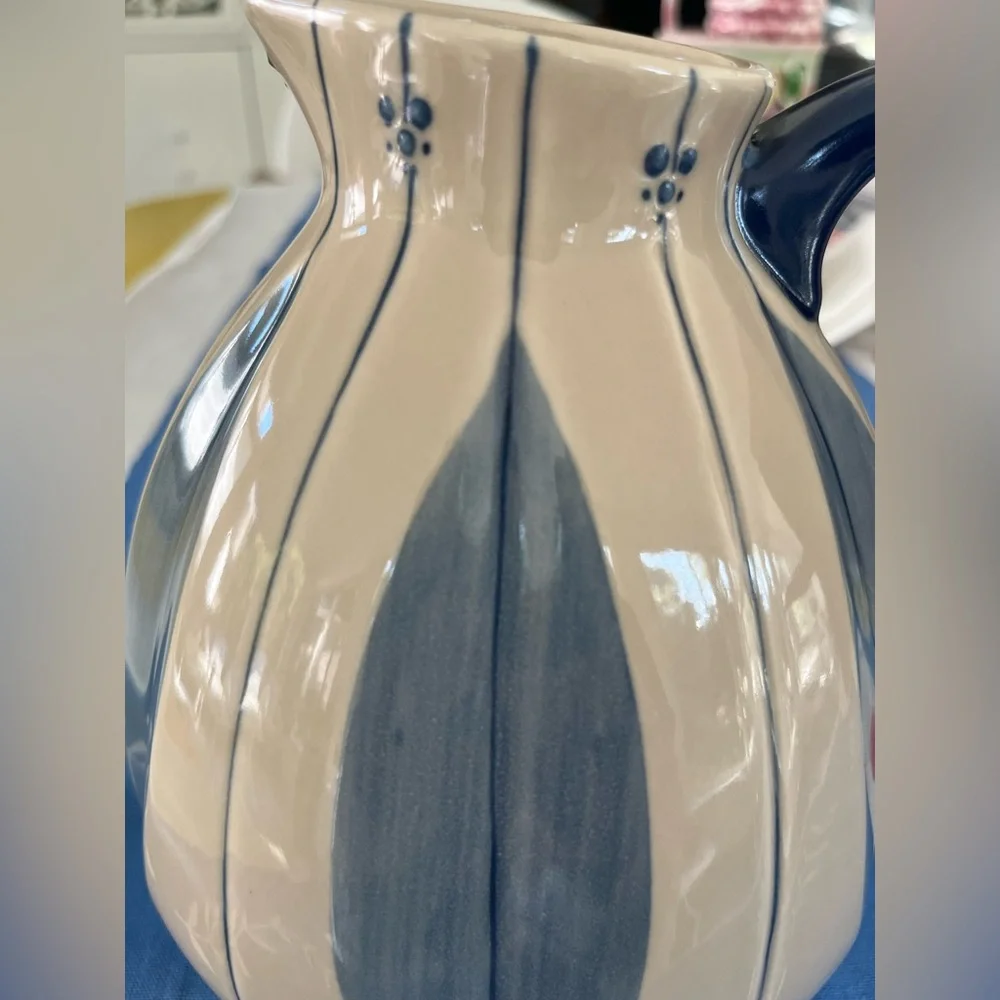 Vintage Tender Heart Treasure Pitcher - Picture 7 of 8